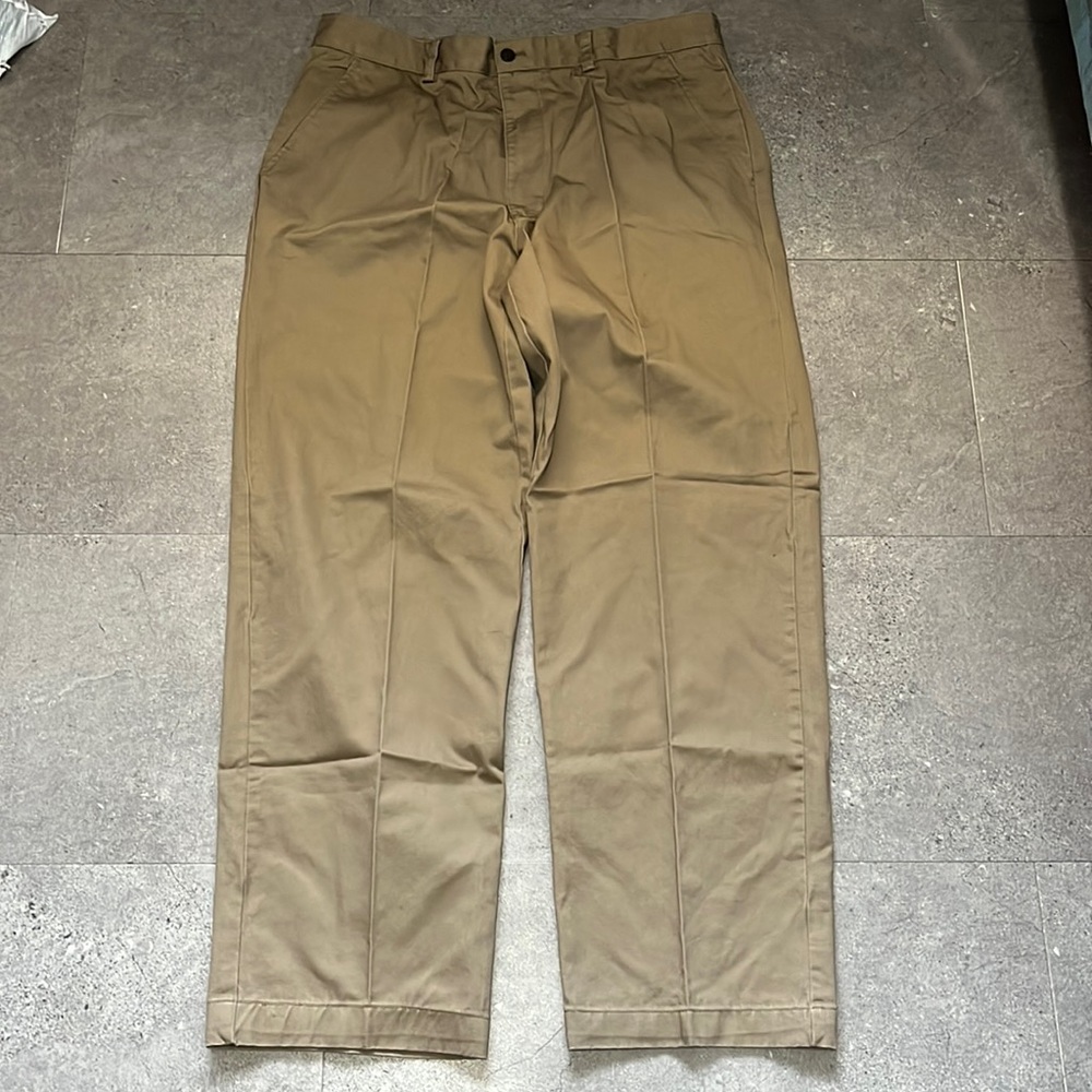 Chaps Mens Cotton Pants, size 36/31, Tan, EUC